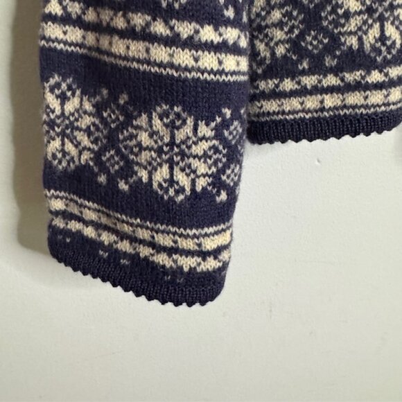 Vintage Tally Ho Women's Nordic Navy and White Wool Button Front Sweate Medium - Picture 3 of 7